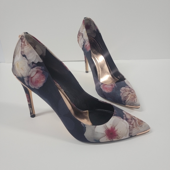 Ted Baker Shoes - Ted Baker Heels Floral 39.5 9